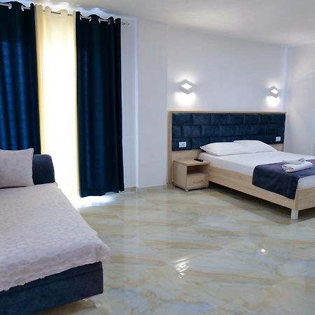 Hotel Solis Ksamil Exterior photo