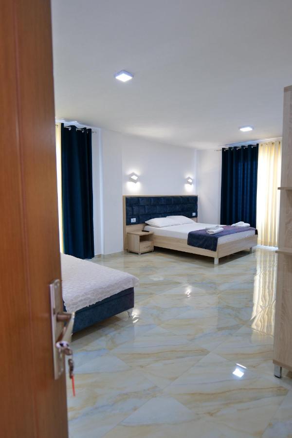 Hotel Solis Ksamil Exterior photo