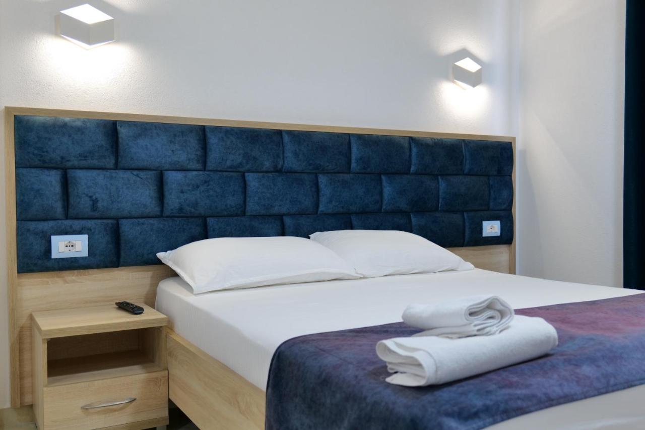 Hotel Solis Ksamil Exterior photo