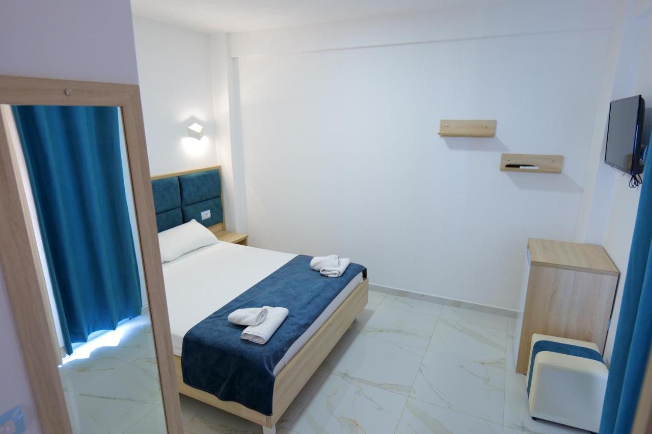 Hotel Solis Ksamil Exterior photo