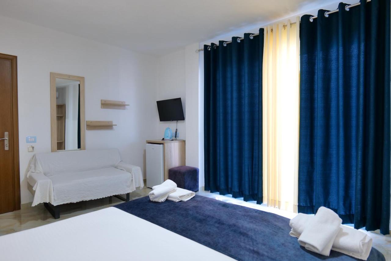 Hotel Solis Ksamil Exterior photo