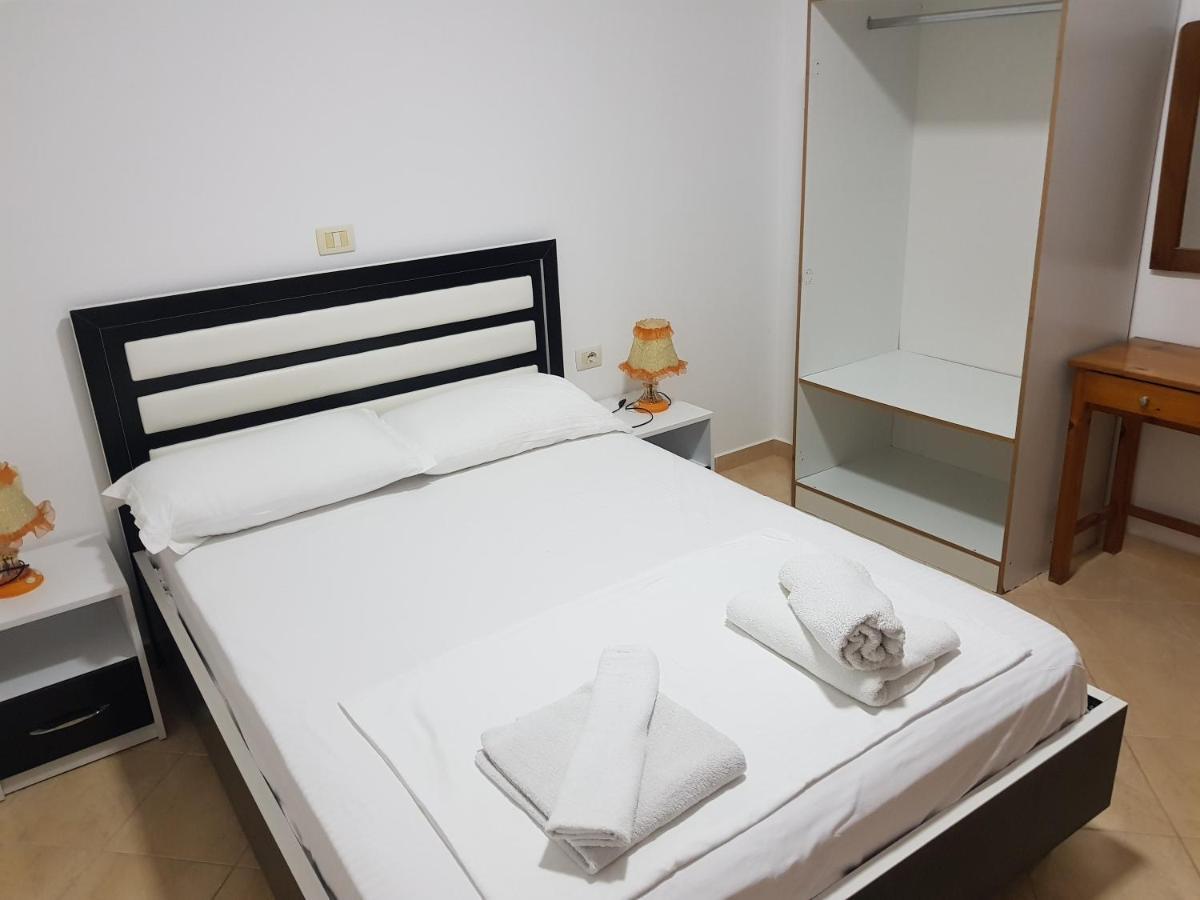 Hotel Solis Ksamil Exterior photo