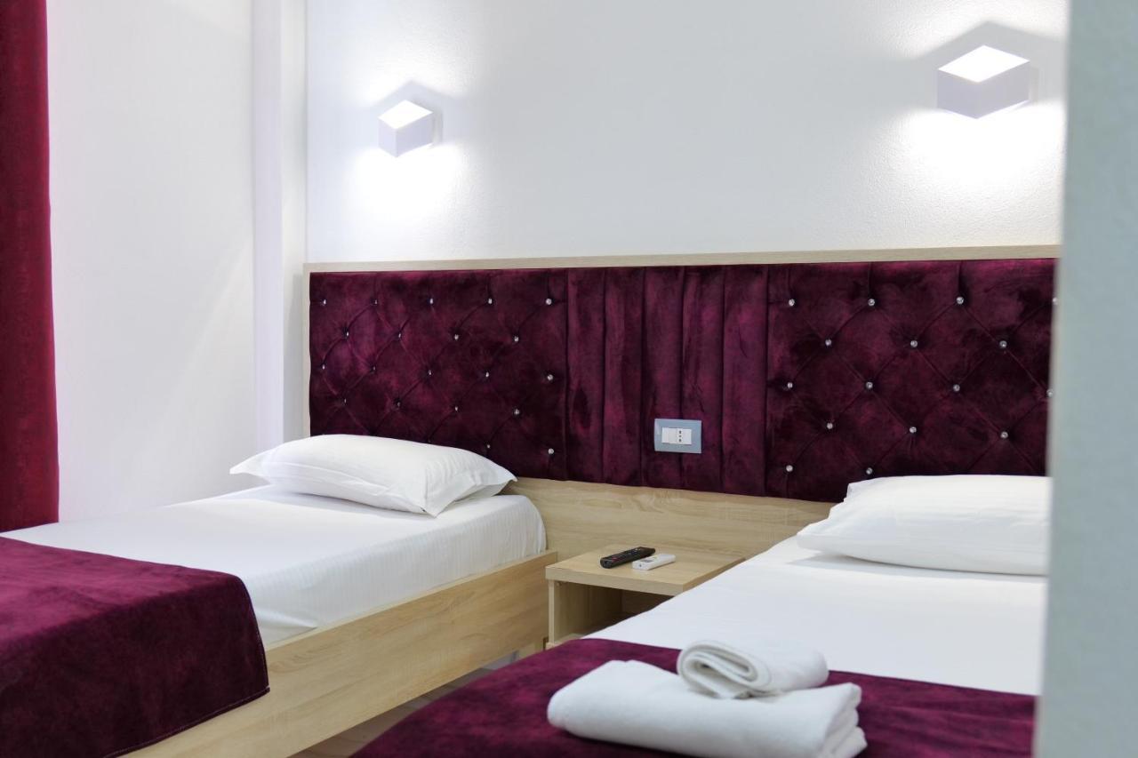 Hotel Solis Ksamil Exterior photo