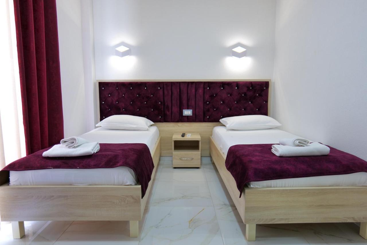 Hotel Solis Ksamil Exterior photo