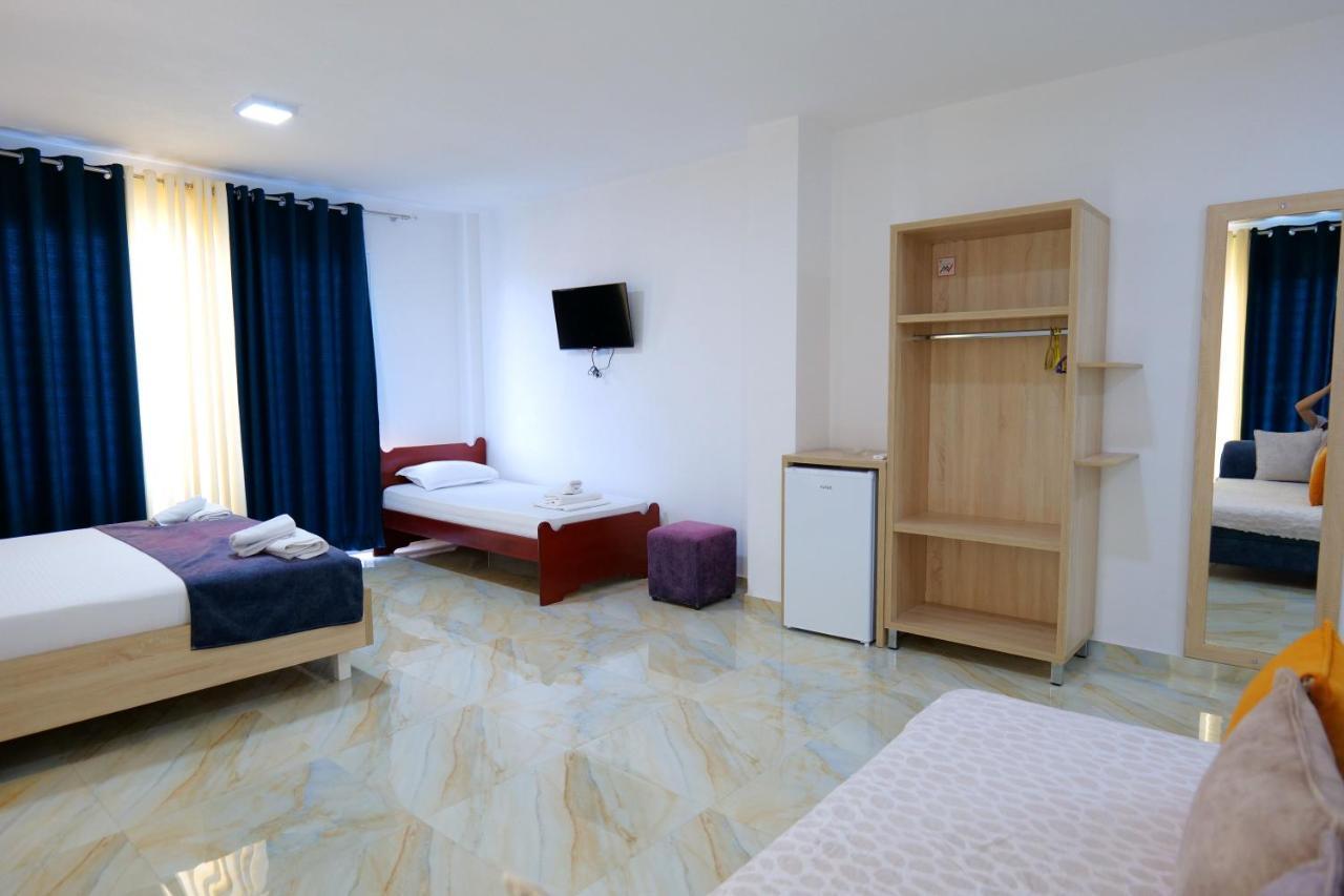 Hotel Solis Ksamil Exterior photo