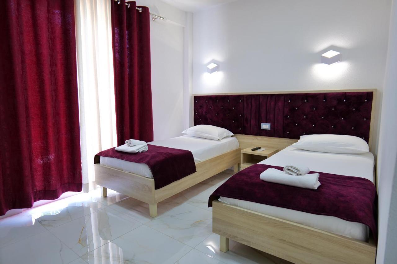 Hotel Solis Ksamil Exterior photo